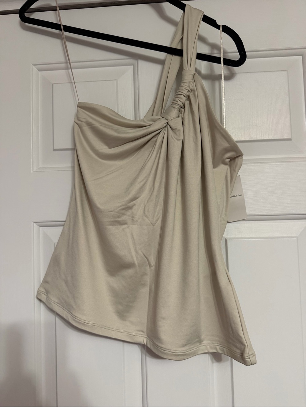 Abercrombie & Fitch One-Shoulder Knot-Detail Camisole - Cream